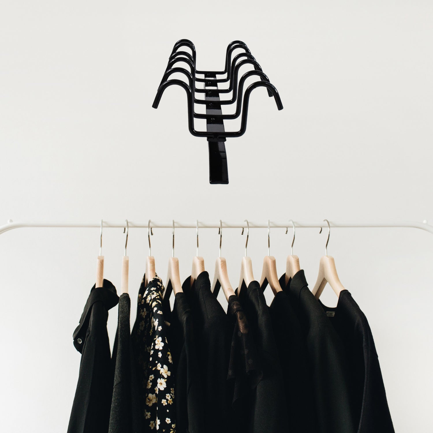 Double-row Metal Cupholder Rack Multi-purpose Iron Hanger With 6 Hooks ...