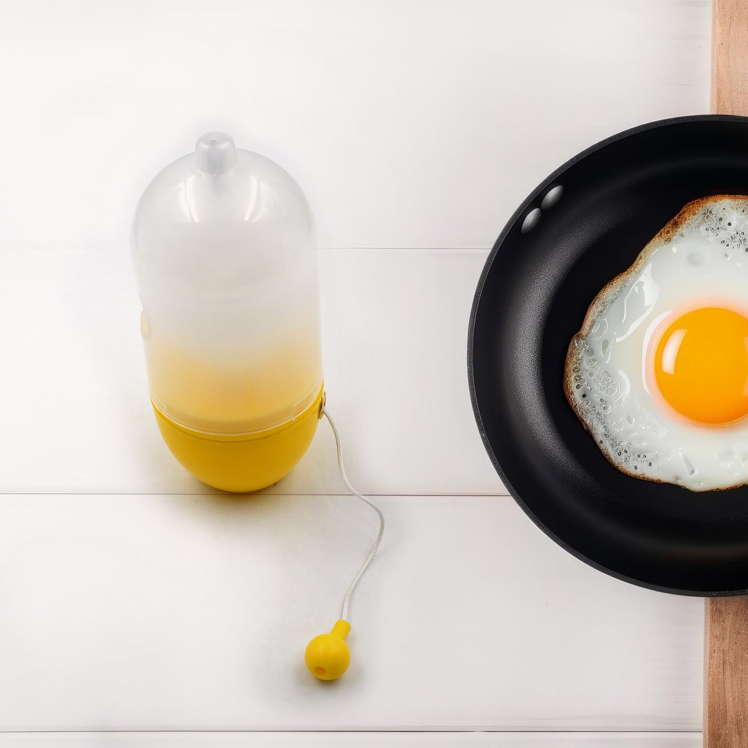 7156a Manual Egg Puller Scrambler Household White Egg Yolk Mixer Kitchen Tool Mix Manual Scrambler Convenient Without Breaking Eggs.