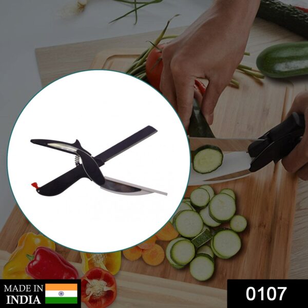 0107 Clever Cutter 2 in 1 Food Chopper Slicer Dicer Vegetable Fruit Cutter